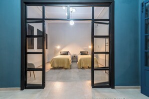 3 bedrooms, iron/ironing board, WiFi, bed sheets - Home2Book 300 m2 House with Terrace, Vegueta (La Vegueta)