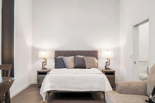 1 bedroom, iron/ironing board, WiFi, bed sheets