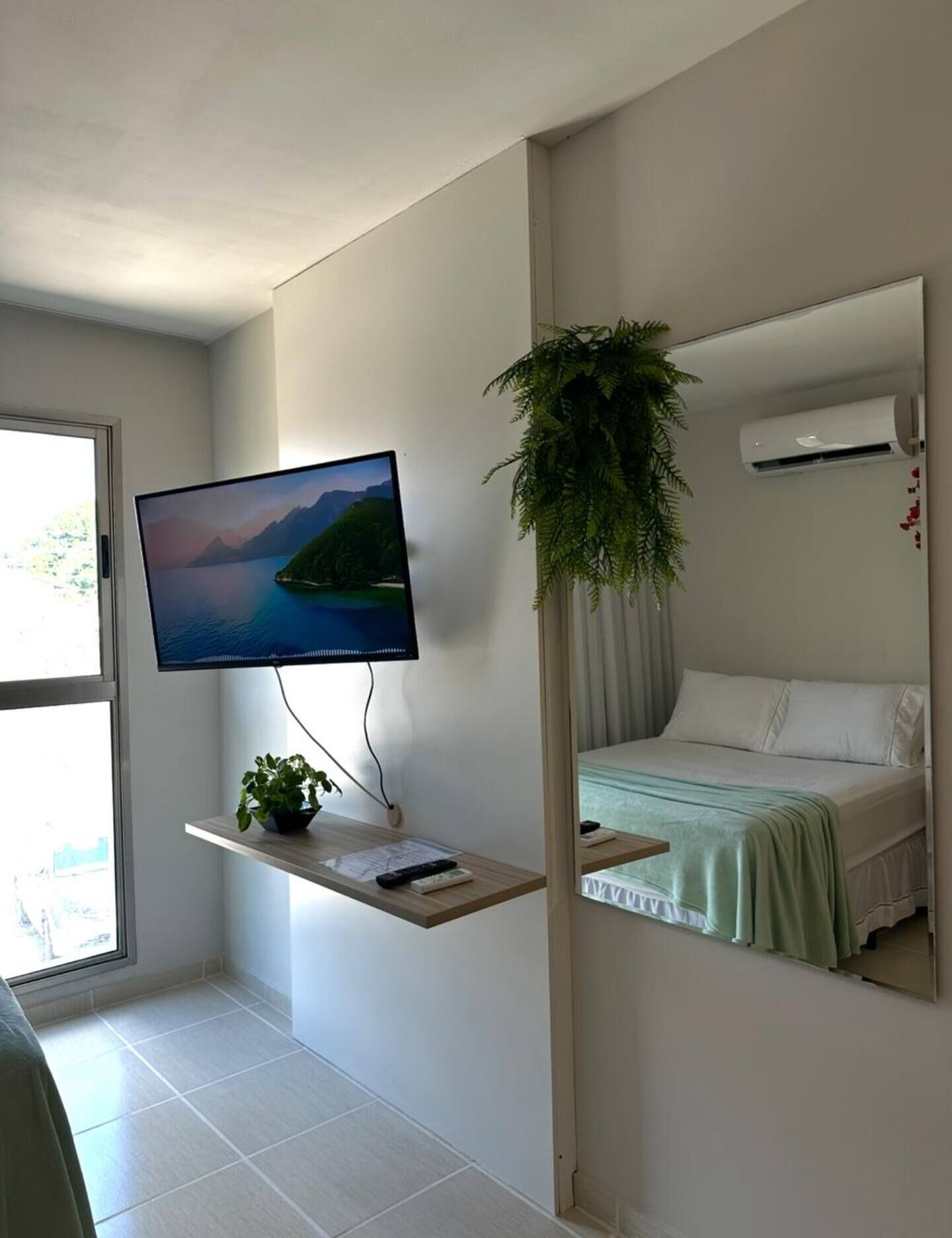 1 soverom, skrivebord, strykejern/-brett og wi-fi