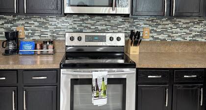 4-bedroom house in awesome Deltona with AC, WiFi. Enjoy your stay