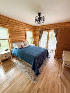 4 bedrooms, free WiFi, bed sheets, wheelchair access