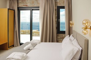 Pnoe Horizon, | Utsikt mot havet/stranden