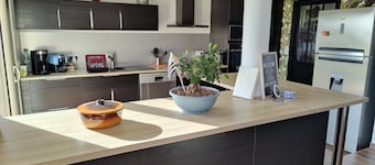 By the sea or in the country, a quiet house ideal for families