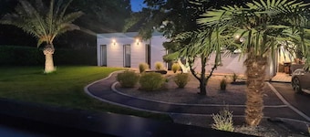 Spacious contemporary wooden house with swimming pool near the Brocéliande forest