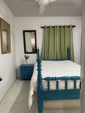 3 bedrooms, iron/ironing board, WiFi, bed sheets - 3-bedroom house in lovely Moncion with AC, WiFi (Moncion)