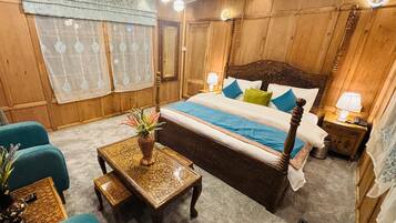 Luxury Double Room, Lake View | Desk, laptop workspace, free WiFi
