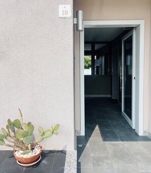 Exterior detail - Miró Art+Room (Alghero)