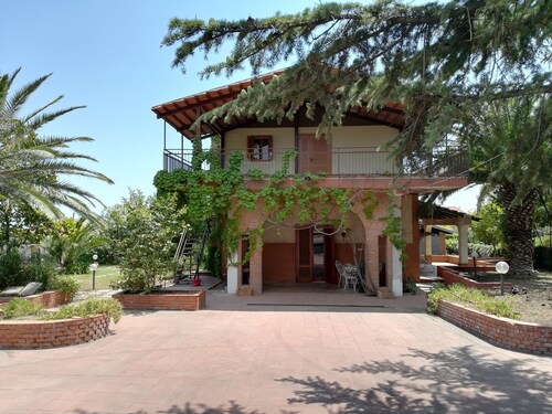On the slopes of Etna to spend moments of absolute relaxation home Sunshine