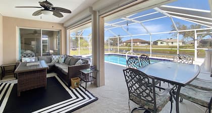 Sleeps 6, FULL refund*, heated pool