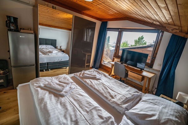 Apartment | 1 bedroom, bed sheets