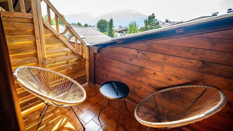 Lovely Apartment in Saalfelden With Balcony