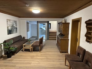 Apartment | Reception