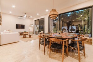 Deluxe Villa, Balcony, Pool View | In-room dining