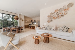 Deluxe Villa, Balcony, Pool View | Living area | Flat-screen TV - Villa Sorella (Tulum)