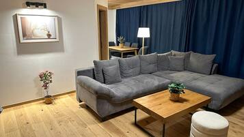 Apartment | Living room