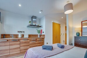 Appartement Classique, 1 très grand lit, non-fumeur | Coin séjour
