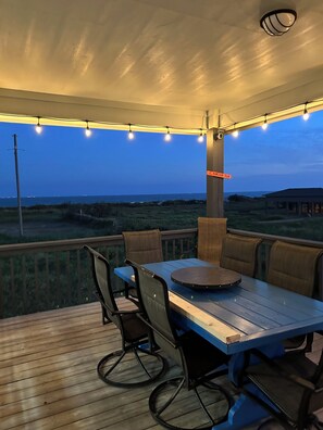 Outdoor dining - Fall time special Ocean view (Bolivar Peninsula)