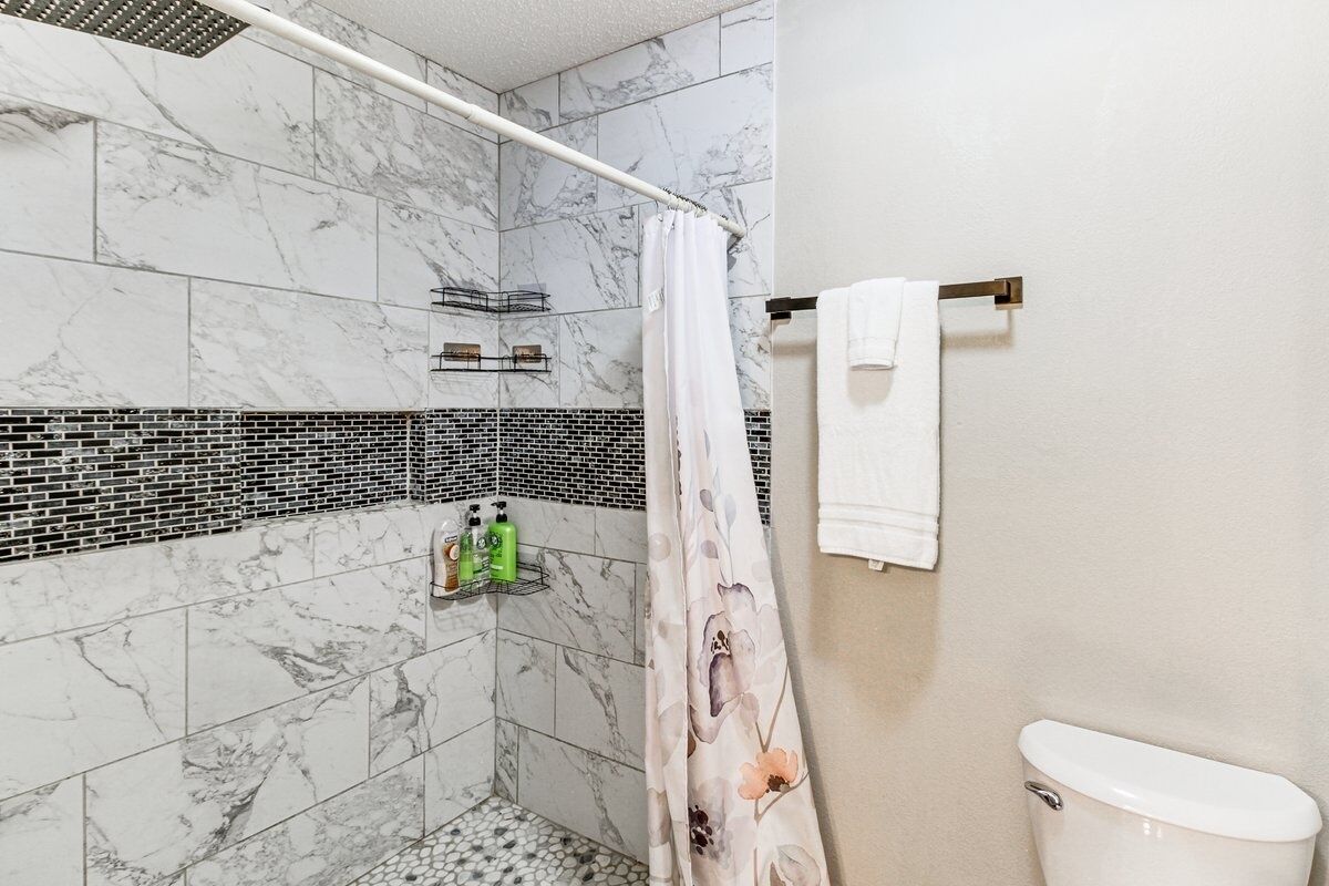 Bruser, håndklæder, Sæbe, Toiletpapir