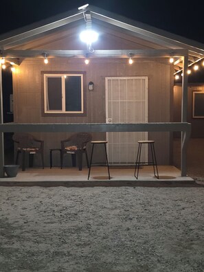Terrace/patio - Charming studio with AC and WiFi in lovely Golden Shores (Golden Shores)