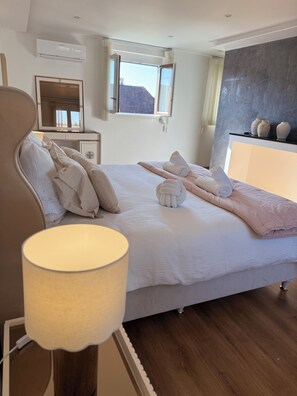 4 bedrooms, iron/ironing board, travel cot, free WiFi - L'écrin de Rosheim - exceptional villa - swimming pool (Rosheim)