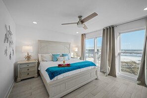 3 bedrooms, iron/ironing board, travel cot, free WiFi