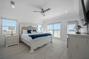 3 bedrooms, iron/ironing board, travel cot, free WiFi