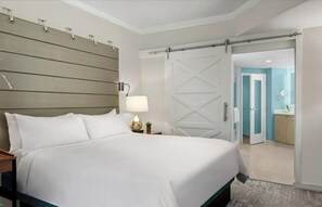 2 chambres, coffres-forts dans les chambres, bureau