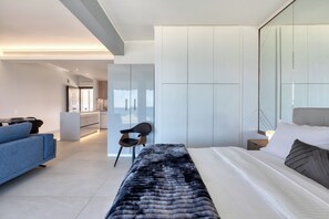 1 bedroom, iron/ironing board, WiFi, bed sheets - LUXURY BEACHFRONT PARADISE APARTMENT IN ATHENS RIVIERA KAVOURI, VOULIAGMENI (Vouliagmeni)