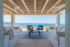 Terrace/patio - Escape here,where comfort,nature&view come to create an unforgettable experience (ERMIONIDA)