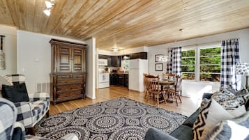 Smart TV, fireplace, books