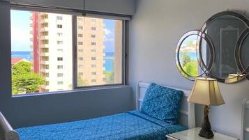 2 bedrooms, iron/ironing board, WiFi (free), bed sheets