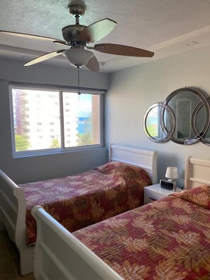 2 bedrooms, iron/ironing board, free WiFi, bed sheets -  Turtle Beach Towers  - in Ocho Rios. (Ocho Rios)