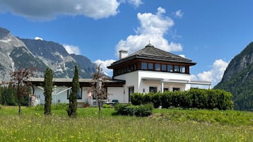 House | Exterior