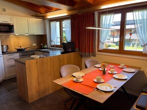 House | Dining - Chalet Leutasch With Ski Trail & Mountain Views (Leutasch)