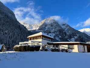 House | Exterior - Chalet Leutasch With Ski Trail & Mountain Views (Leutasch)