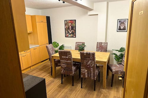 Apartment | Eigene Küche | Kühlschrank, Mikrowelle, Ofen, Geschirrspüler