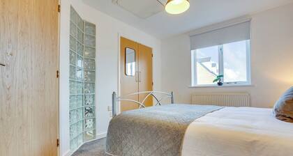 Quaint 1 Bedroom 1st Floor Flat