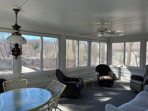 Interior - 3 bedroom home in Shorewood Hills. Excellent location! (Madison)