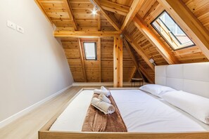 1 bedroom, iron/ironing board, WiFi, bed sheets - The Authentic Villa Apartment 2 by PS (Durrës)