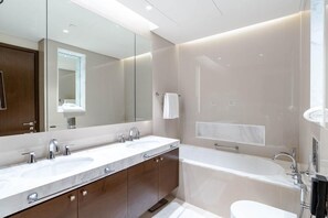 Haartrockner, Toilettenpapier