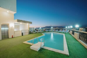 Outdoor pool - Queens Valley Hotel  (Luxor)