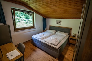 Apartment | 1 bedroom, bed sheets - Double Room in Saalfelden by the Steinernes Meer (Saalfelden am Steinernen Meer)