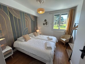 3 habitaciones, tabla de planchar con plancha y wifi gratis