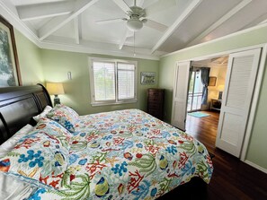 1 bedroom, WiFi, bed sheets - Swaying Palms - Southgate Courtyard 1 bedroom condo (Christiansted)