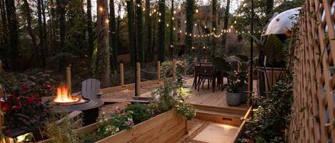 تناول الطعام بالخارج