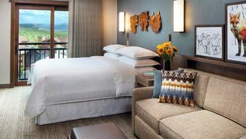 2 bedrooms, in-room safe, desk, iron/ironing board