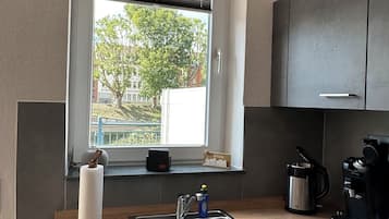 Réfrigérateur, four, plaque de cuisson, lave-vaisselle