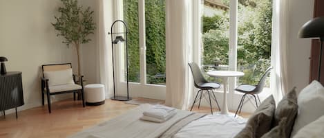 1 bedroom, iron/ironing board, free WiFi, bed sheets