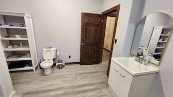 Handtücher, Seife, Toilettenpapier