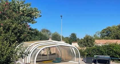 Villa 3 chambres avec piscine privée et terrain de pétanque